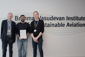 Tanay Gopal (centre) with Prof Denis Doorly (left) and Prof Rafael Palacios (right)