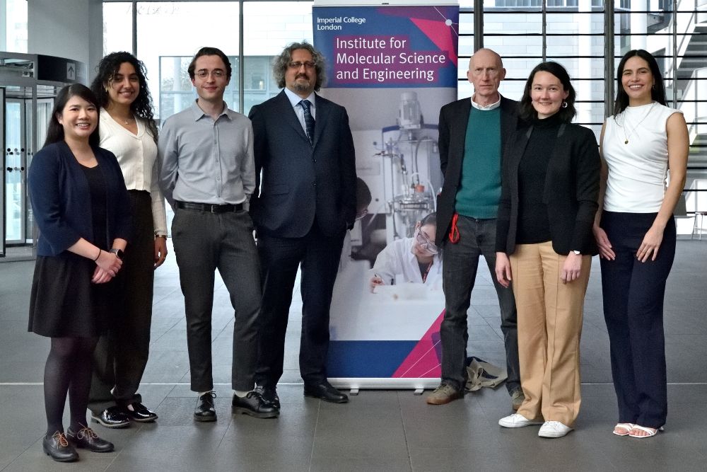 In plane sight - Institute for Molecular Science and Engineering