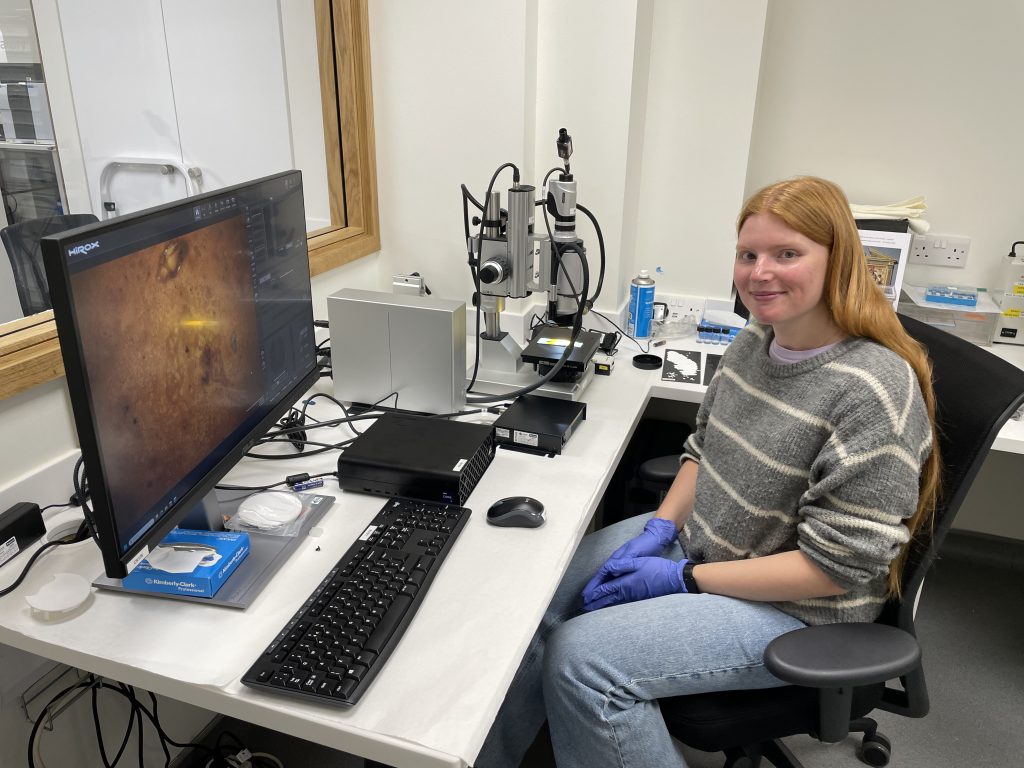 Georgia Millsom in the lab, analising paintings.